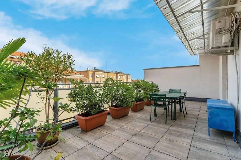 Navigli-Duomo Design District Terrazza Orseolo Apartment Milan